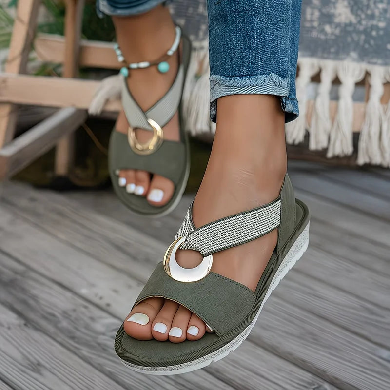 Skylar | Sandalias planas elegantes con hebilla metálica