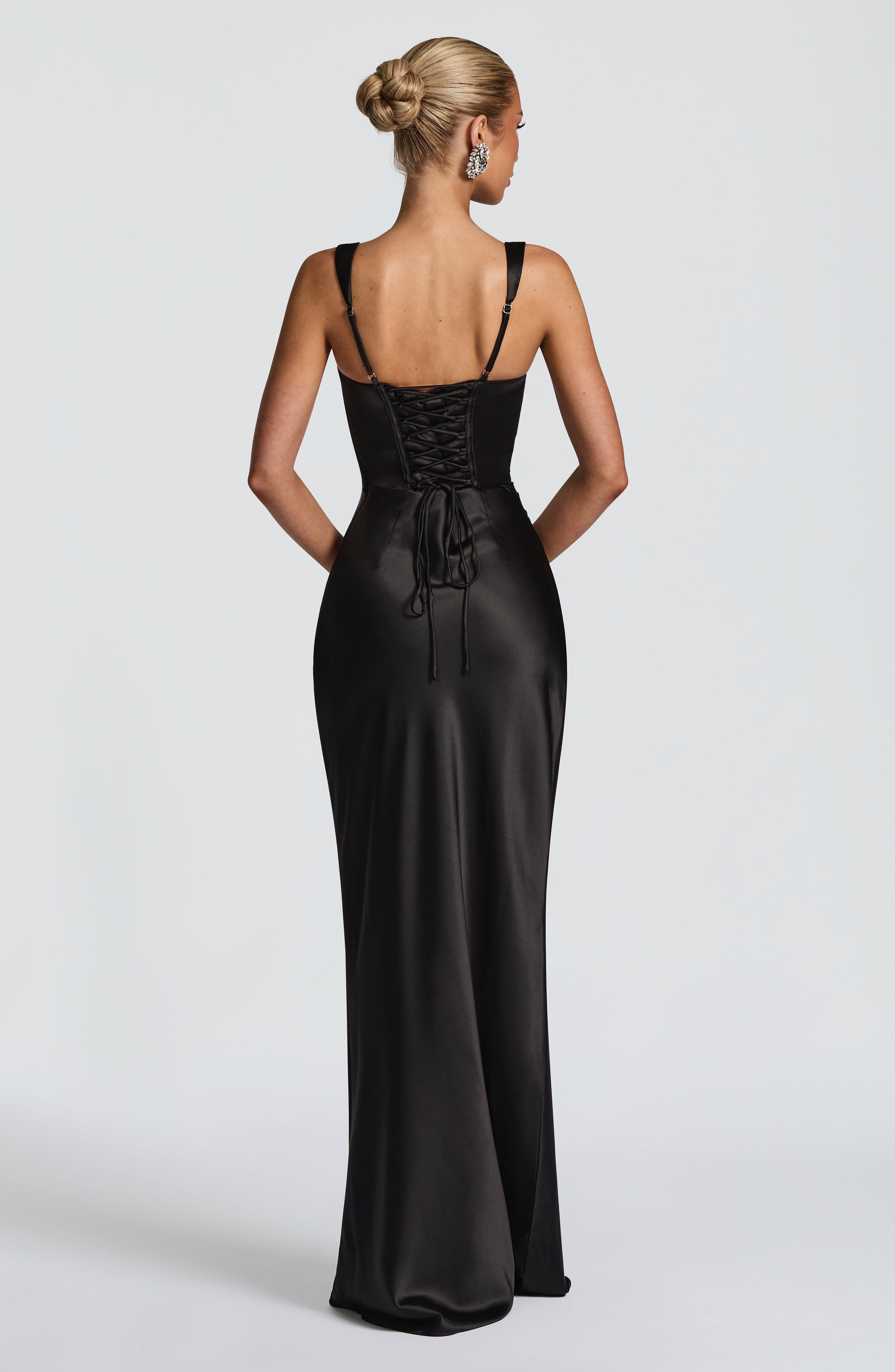 Vestido Naeti ™ | Elegancia satinada con estructura refinada