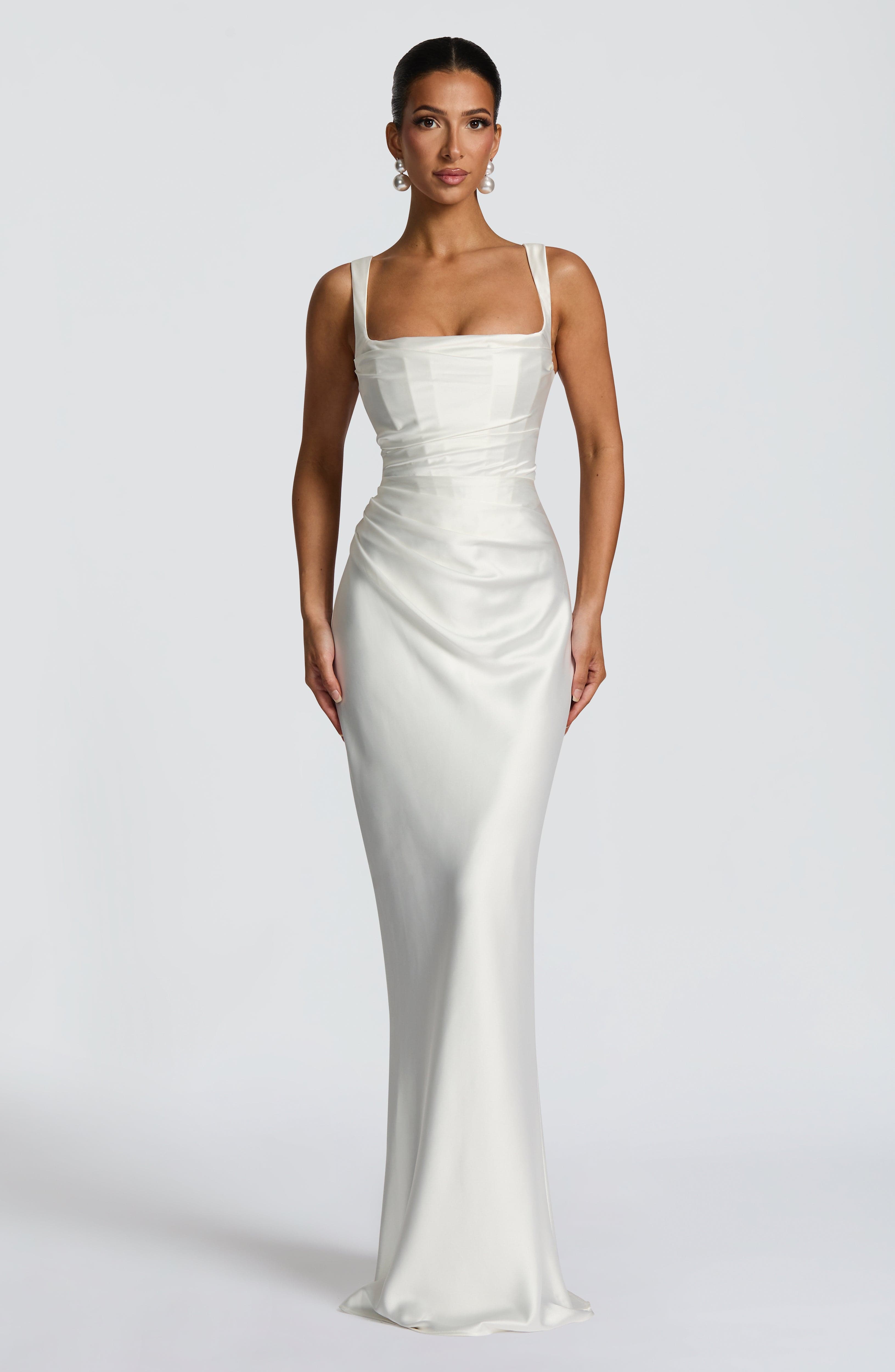 Vestido Naeti ™ | Elegancia satinada con estructura refinada