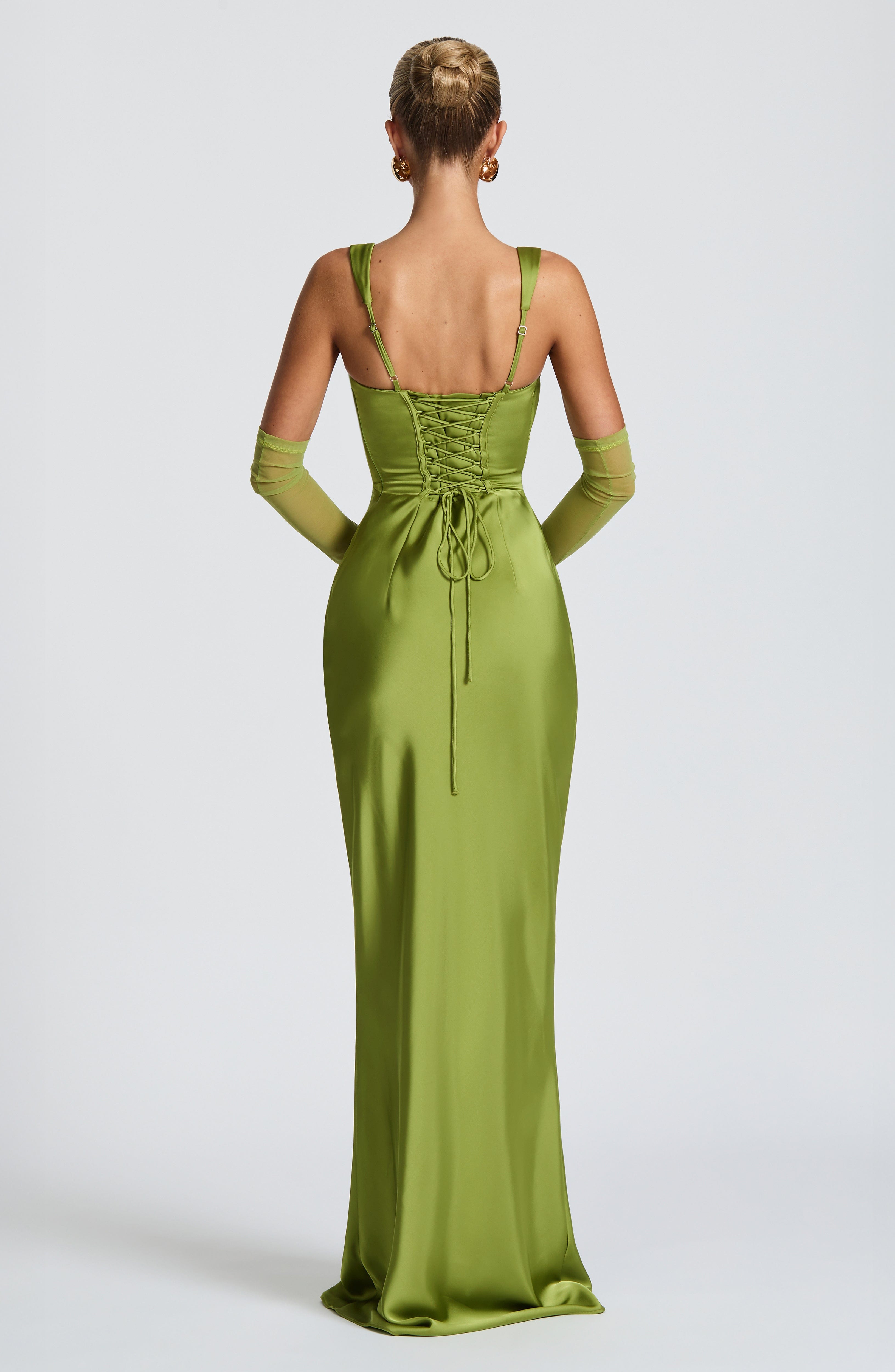 Vestido Naeti ™ | Elegancia satinada con estructura refinada