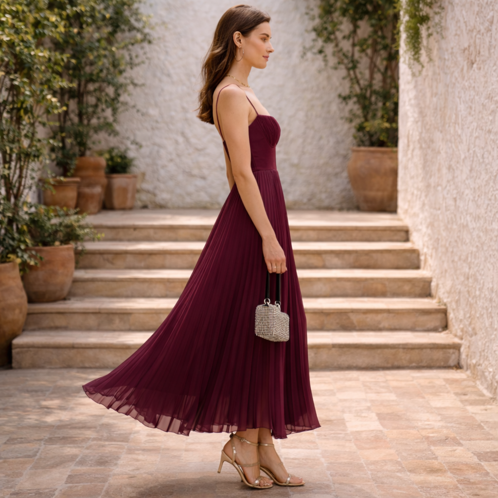 VESTIDO RUBY™  | Movimiento y elegancia en tono vino
