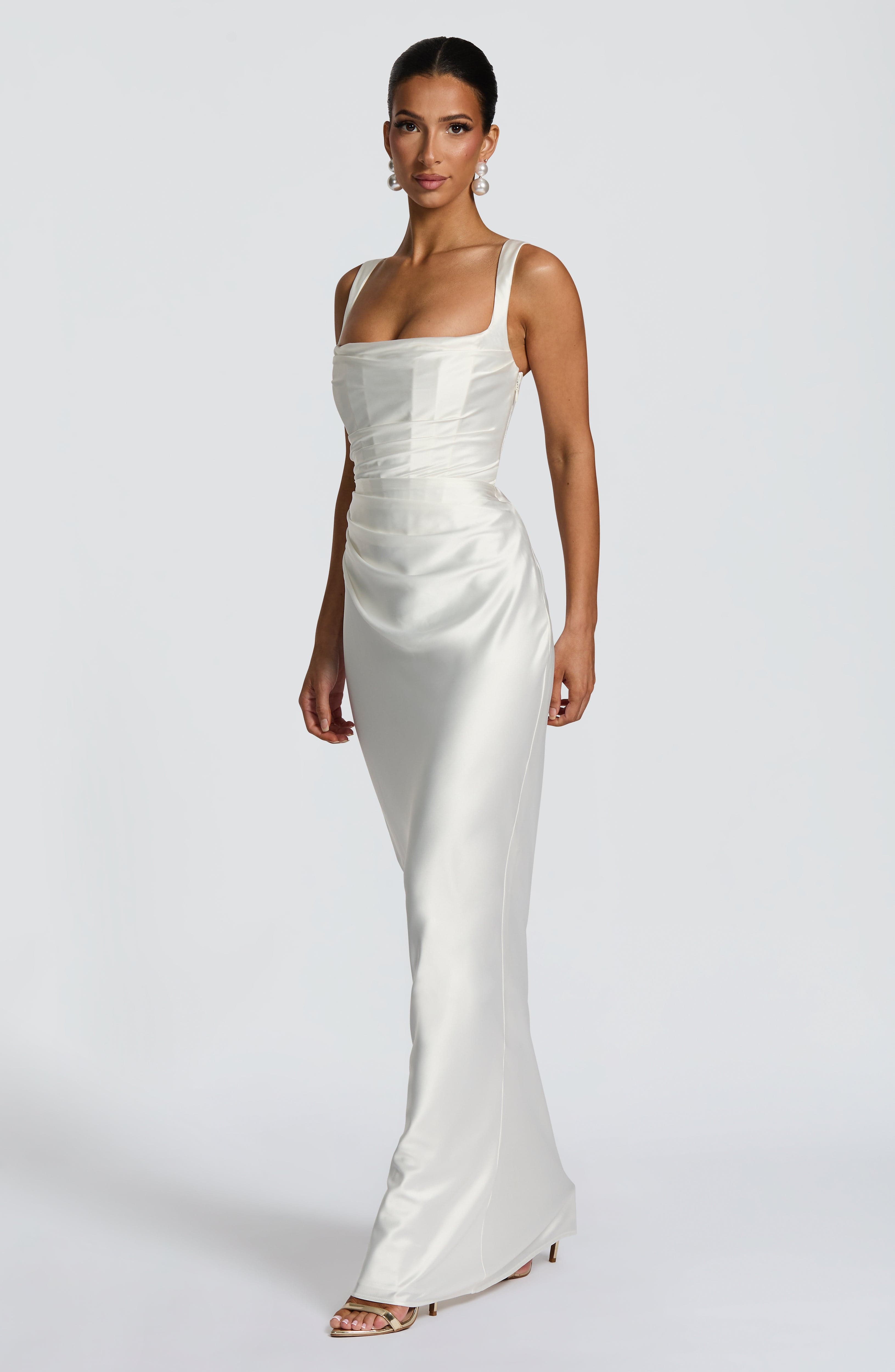 Vestido Naeti ™ | Elegancia satinada con estructura refinada