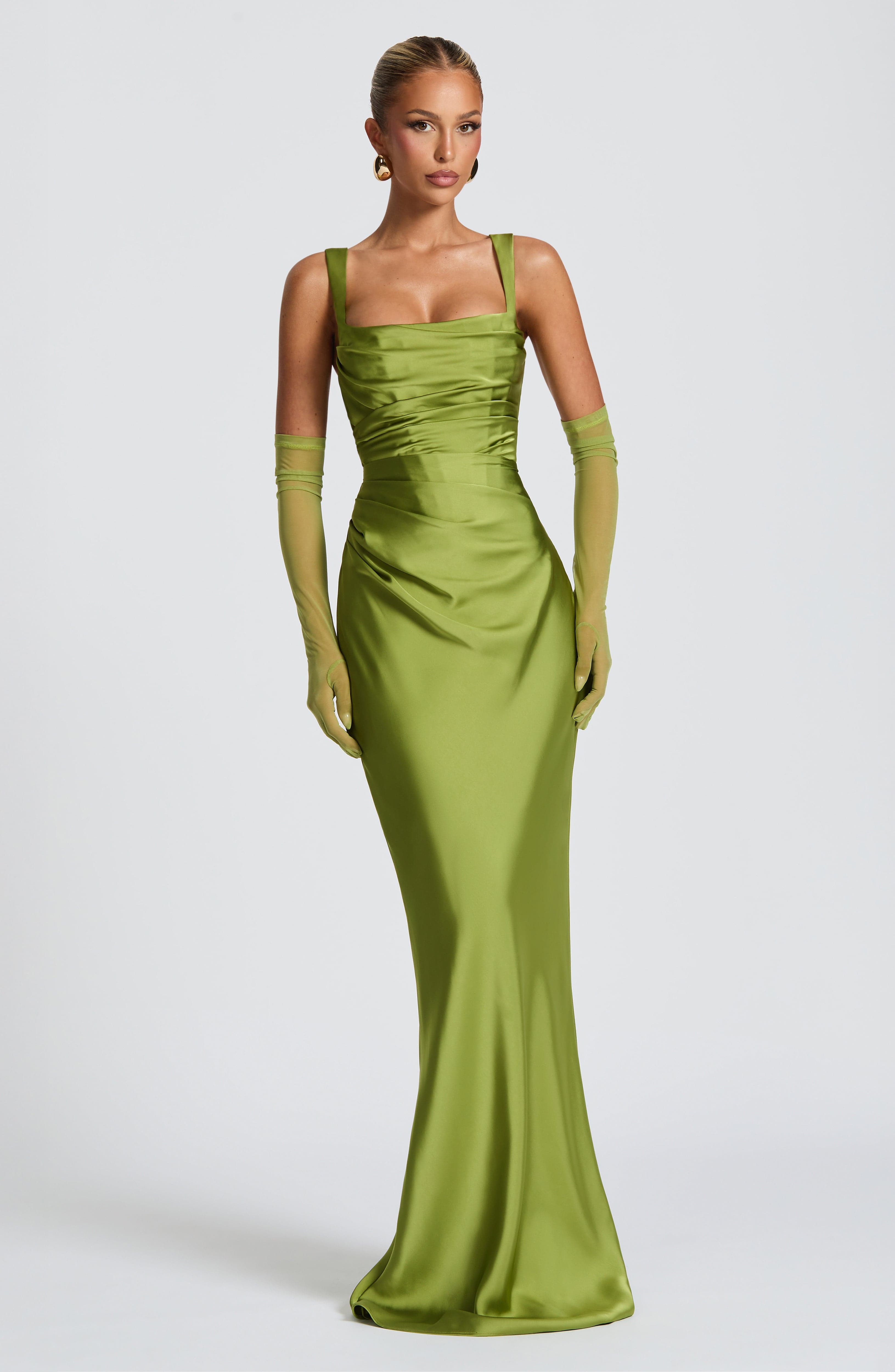 Vestido Naeti ™ | Elegancia satinada con estructura refinada